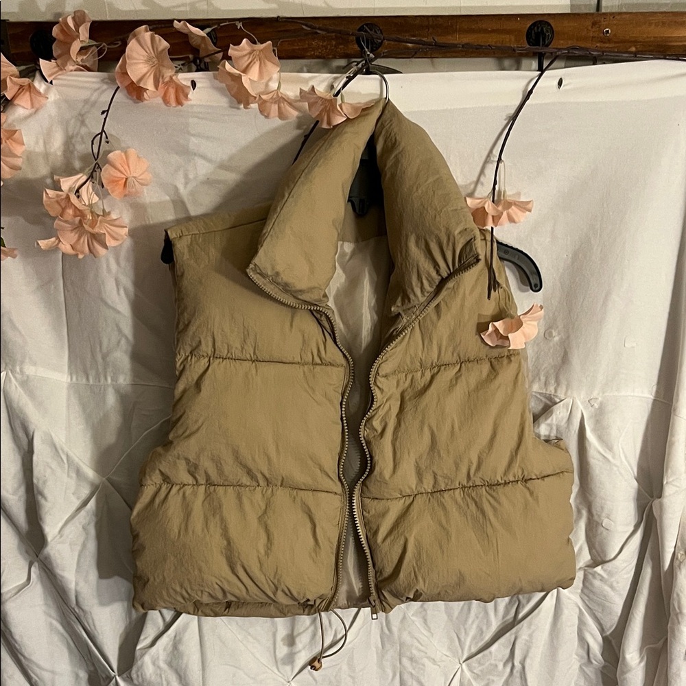 SHEIN Tan Puffer Vest